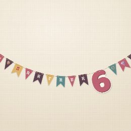 Guirlande d’anniversaire chevaliers suspendue : le prénom de l’enfant fanion par fanion et le grand chiffre de son âge, à imprimer