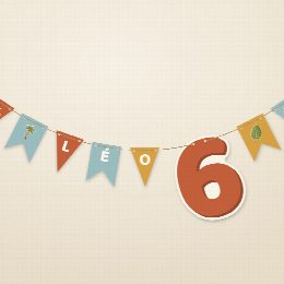 Guirlande d’anniversaire safari suspendue : le prénom de l’enfant fanion par fanion et le grand chiffre de son âge, à imprimer
