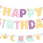 Guirlande de lettres Happy Birthday décorée de licornes, étoiles et lunes dans les tons pastel
