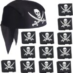 Bandanas pirates noirs imprimés d'une tête de mort et de sabres, dont un noué en foulard de corsaire
